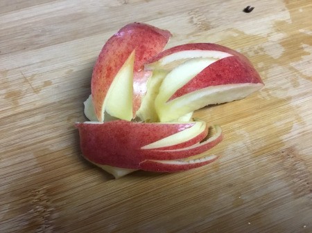 How to Make Apple Bunnies and Flowers - for flowers cut more V shapes