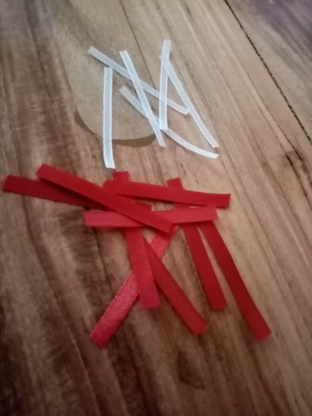 Exploding Fireworks Ribbon Crowns - cut strips of thin ribbon about 2.5 inches each