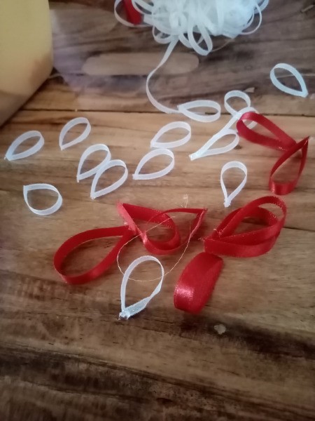 Exploding Fireworks Ribbon Crowns - should look like this