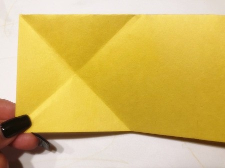 Making 3D Kirigami Paper Stars | ThriftyFun