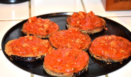 pasta sauce on Eggplant