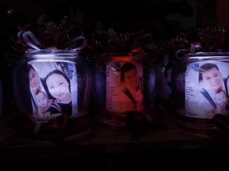 DIY Jar Lamp Wedding Souvenir - switch the candles on