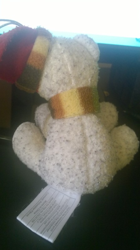 Identifying White Plush Christmas Bears