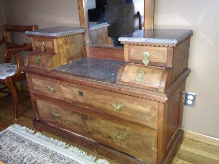 Determining the Value of My Antique Dresser
