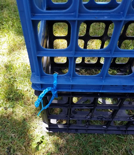 Temporary Crate for My New Cat Conner - crochet chain hinge