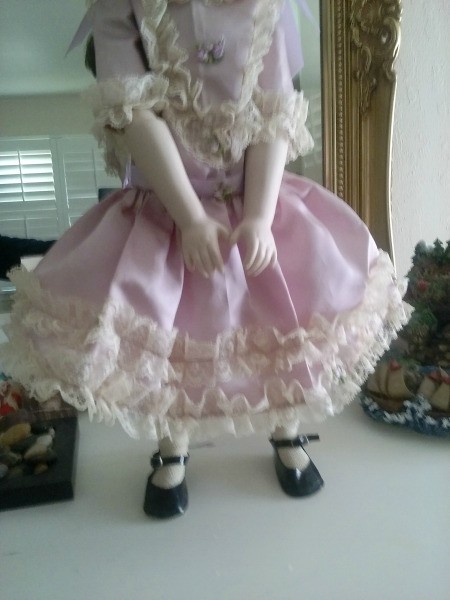 Identifying a Porcelain Doll