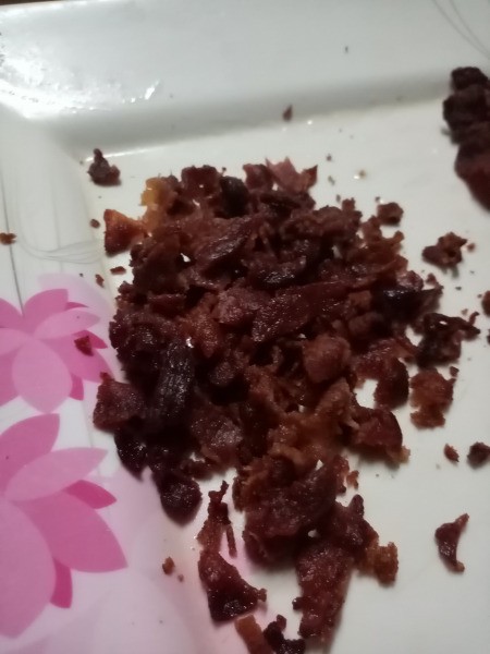 crushed cooked bacon