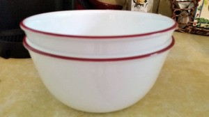 Bowls Are Stuck Together - two Corelle bowls stuck together