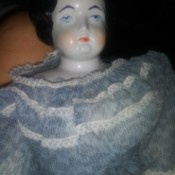 Identifying a Porcelain Doll - old style porcelain doll