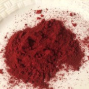 DIY Beetroot Powder - plate with beet root powder ready to use