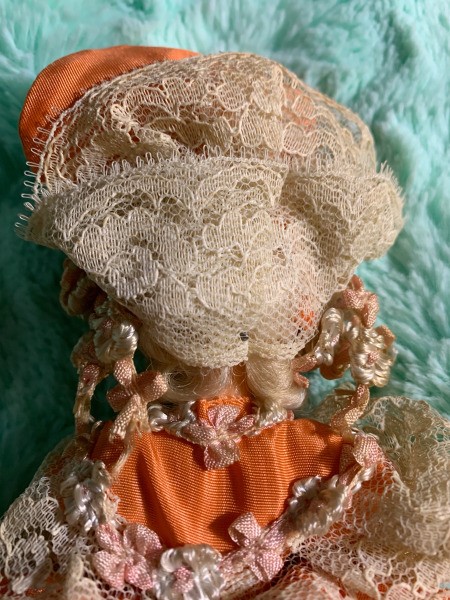 Identifying Dolls with Hard Plastic Bodies