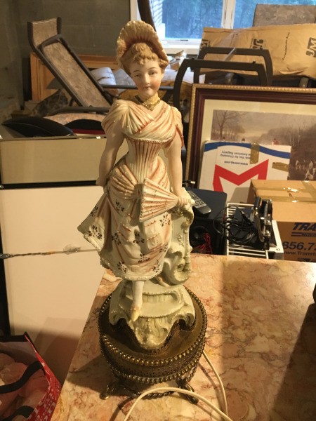 Identifying Porcelain Lamps