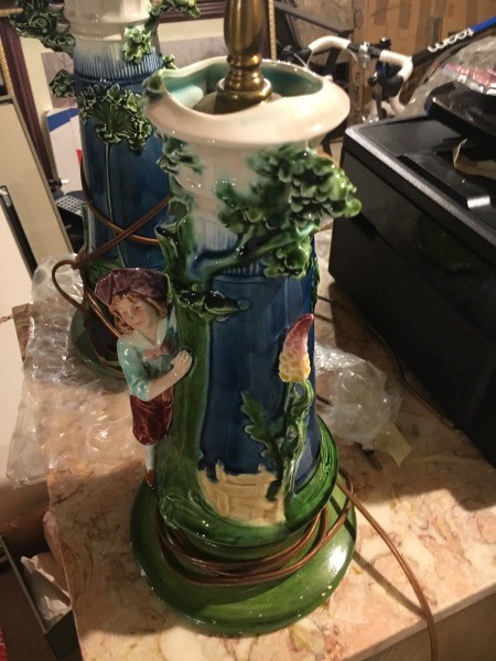 Identifying Porcelain Lamps