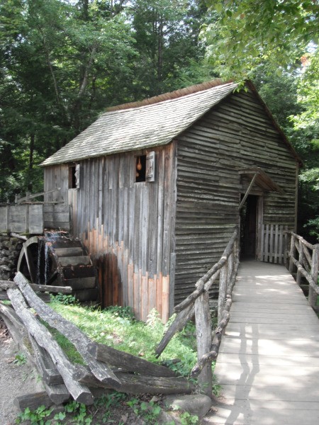 Cades Cove Tennessee