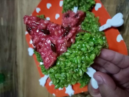 piece of Rice Cereal Summer Snack
