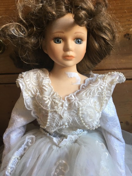 Identifying French Porcelain Dolls