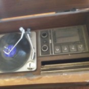 Value of a Victrola Console Stereo System - turntable and radio