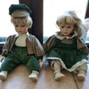 Identifying Leonardo Collection Dolls - male and female dolls wearing matching green and plaid outfits