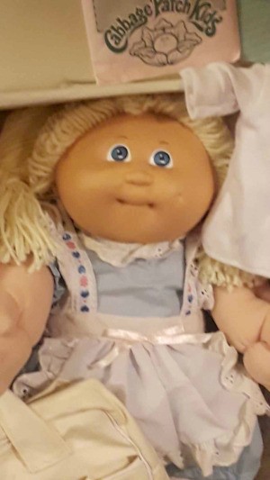 Value of a 1985 Xavier Holland Cabbage Patch Doll - blond Cabbage Patch Kid