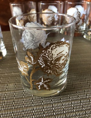 Identifying Vintage Lowball Glasses - with cotton boll and leaf pattern