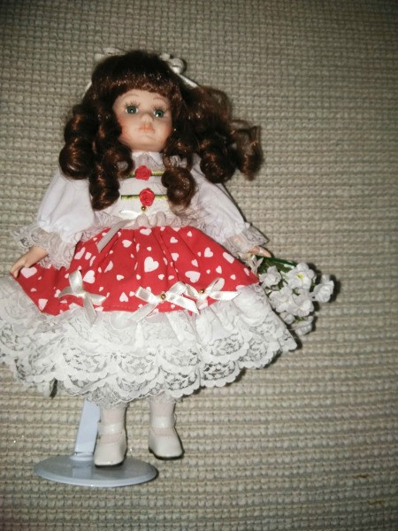 Selling Porcelain Dolls