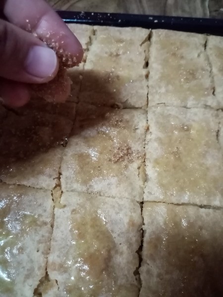 sugar sprinkled on  Bread Pudding