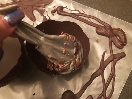 removing balloon from Chocolate Bowls