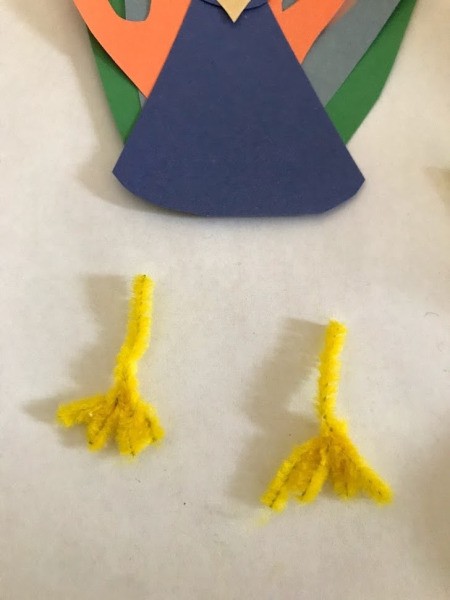 Peacock Popsicle Stick Puppet - to leg and foot assemblies