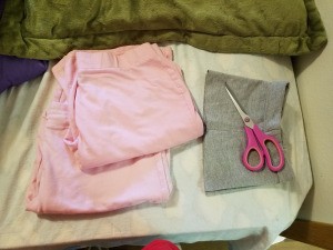 Getting the Perfect Length on Cut-off Pants - pink pants and the bottom of a pair of grey pants