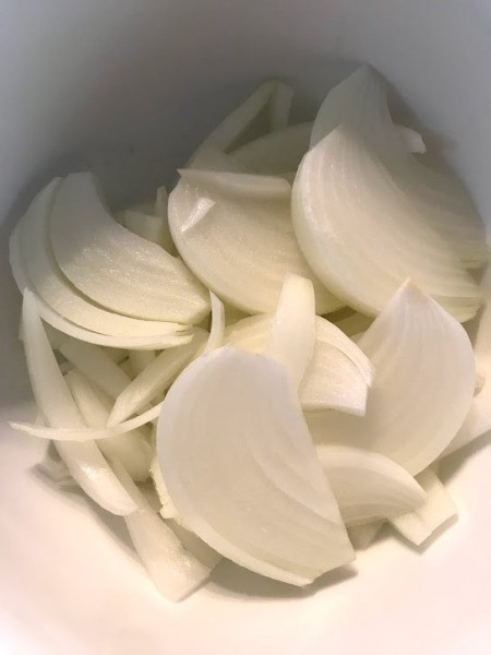 sliced Onions