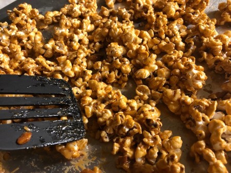 Caramel on Nuts & popcorn