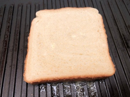 bread on panini grill