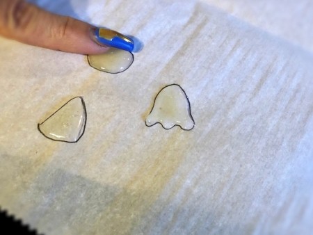 DIY Puffy Stickers from Hot Glue - allow to cool and dry, you can check after a couple of minutes to see if done