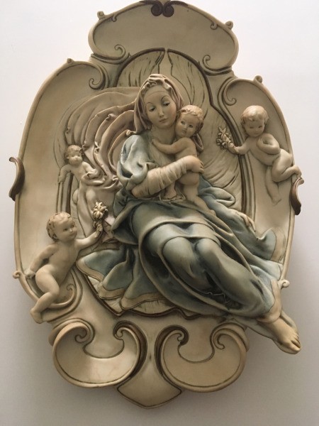 Identifying a Giuseppe Armani Plaque - virgin and child surrounded by angels