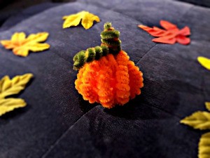 Pipe Cleaner Pumpkin Craft - individual pipe cleaner pumpkin