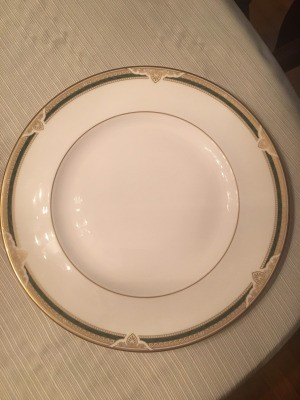 Selling Royal Doulton China - plate with gold filigree and green line around the edge and a thin gold line around the inside serving area