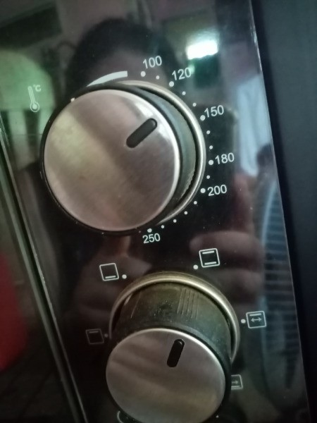 Color Tinted Glass Jars - preheat to 120 C or 200 F