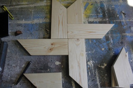 Wooden Barn Star Quilt Pattern - left direction horizontal