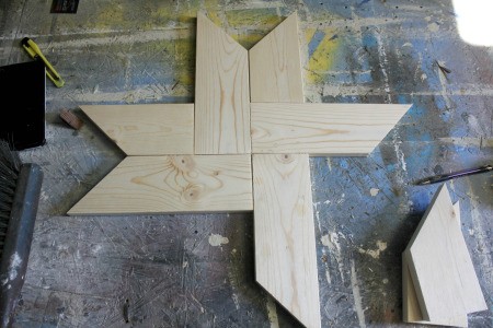 Wooden Barn Star Quilt Pattern - short piece added to make left star point