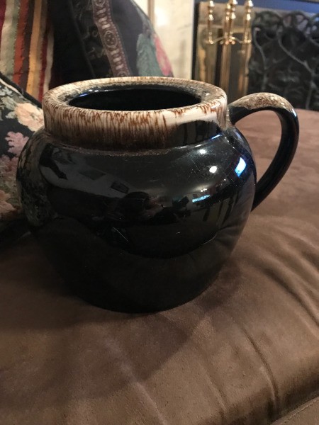 Identifying a Piece of Pottery - single handled bean pot style cup or mug