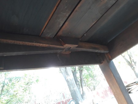 Identifying an Antique Table