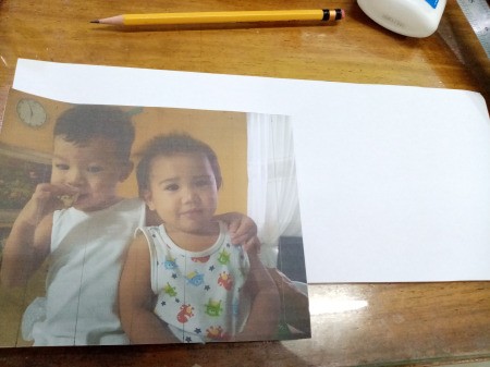 Making a Zigzag 3D Photo - cut a piece of paper twice the length of the photo