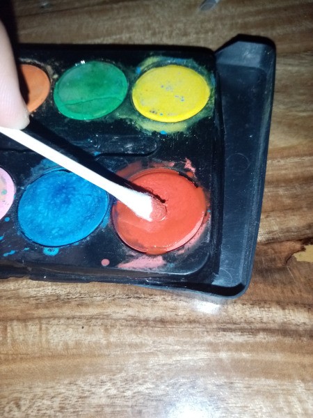 Blow and Bud Painting Using a Straw and Q-tip - dip a bud into a different color