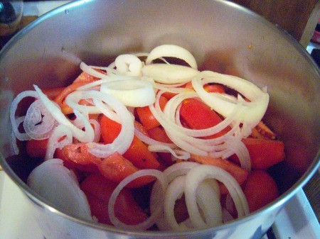 Tomato & onions in pan
