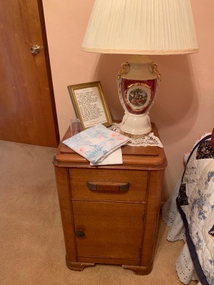 Value of 1930s Thomasville Bedroom Furniture - nightstand