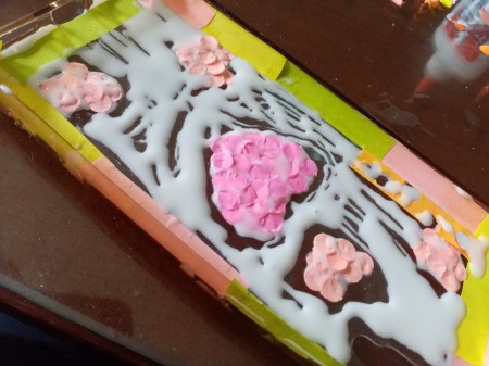 Fixing Jelly Phone Case with Sticky Notes - fill remaining space with glue