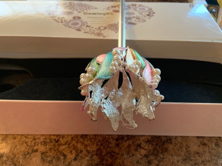 Identifying a Thrift Store Find