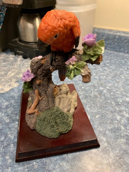 Value of a Leonardo Collection Parrot Figurine