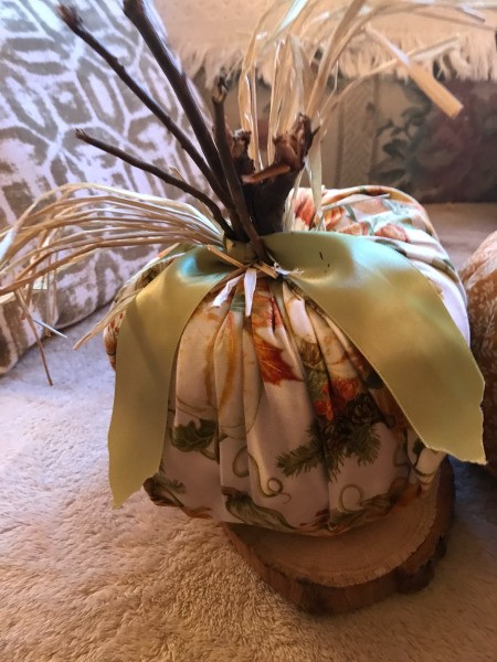 Crafty Toilet Paper Roll Pumpkins  - one finished pumpkin