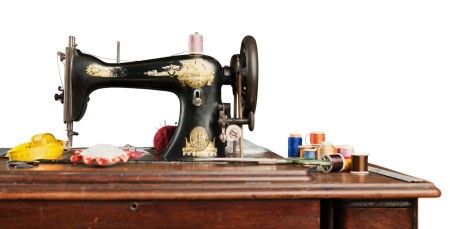 Vintage Antique Singer Sewing Machine. Accessories for Weaving Operations.  Editorial Photo - Image of round, factory: 72541676